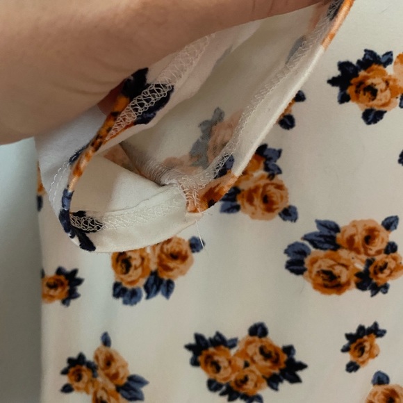 LAST CHANCE / Piphany Torrey Floral White Half-Sleeve Blouse Top XS/S - Picture 4 of 5